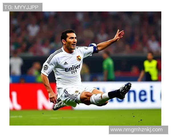 里开头的足球明星们在绿茵场上的传奇故事与辉煌成就